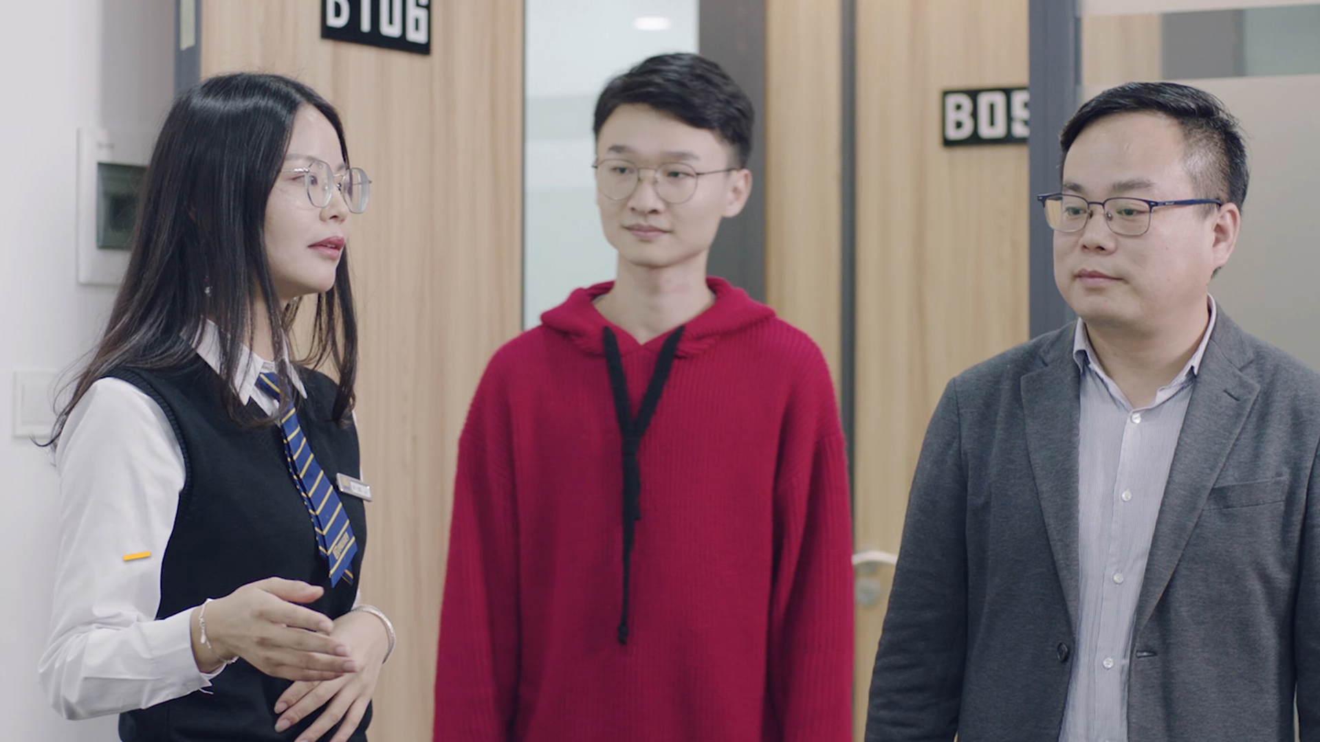 看小王如何为老板排忧解难？